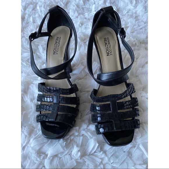 Kenneth Cole REACTION Strappy Platform Pump Heels 6 1/2 - Picture 3 of 12